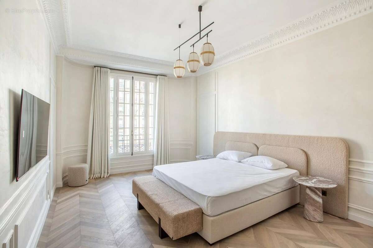 Paris XVI  Appartement 6/5 Pieces / bld Jules SANDEAU / Appartement d’Exception - photo 6