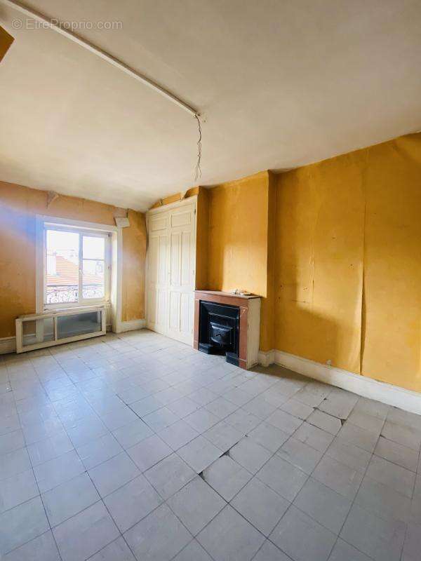 Appartement à LYON-9E