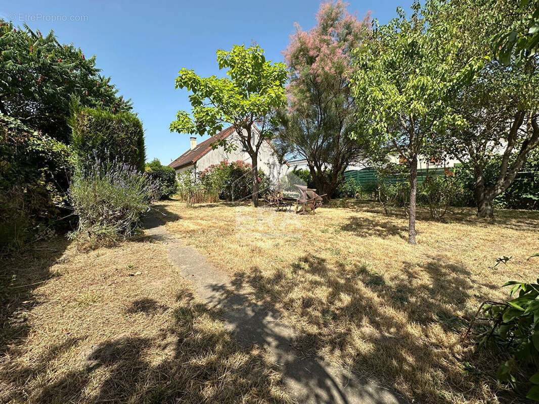 Maison à SAINT-PIERRE-DES-CORPS