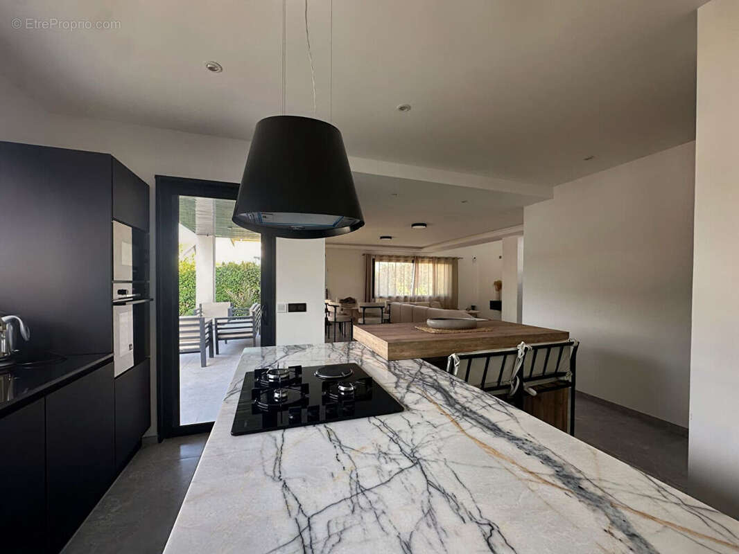 Maison 5 pièces à vendre à Romans-sur-Isère - photo 4