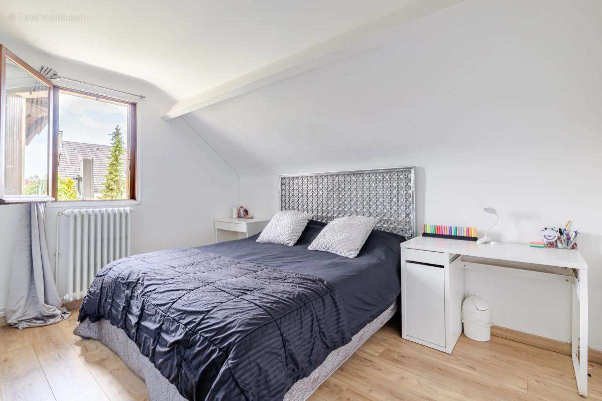 Appartement à BONNEUIL-SUR-MARNE