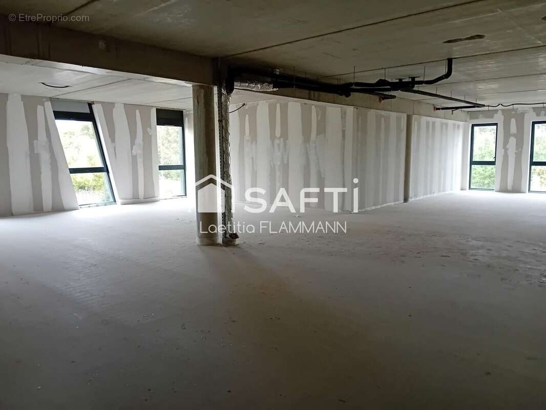 Photo 3 - Commerce à SARREGUEMINES