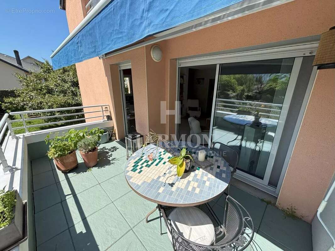 Appartement à OLORON-SAINTE-MARIE