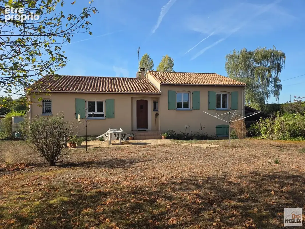 Maison 6 pièces 122 m² à vendre à Saint-Simeux (16120) - photo 2