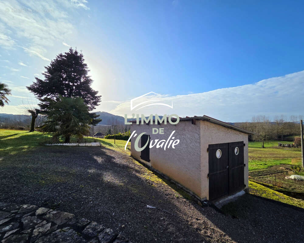 Maison à GAGNAC-SUR-CERE