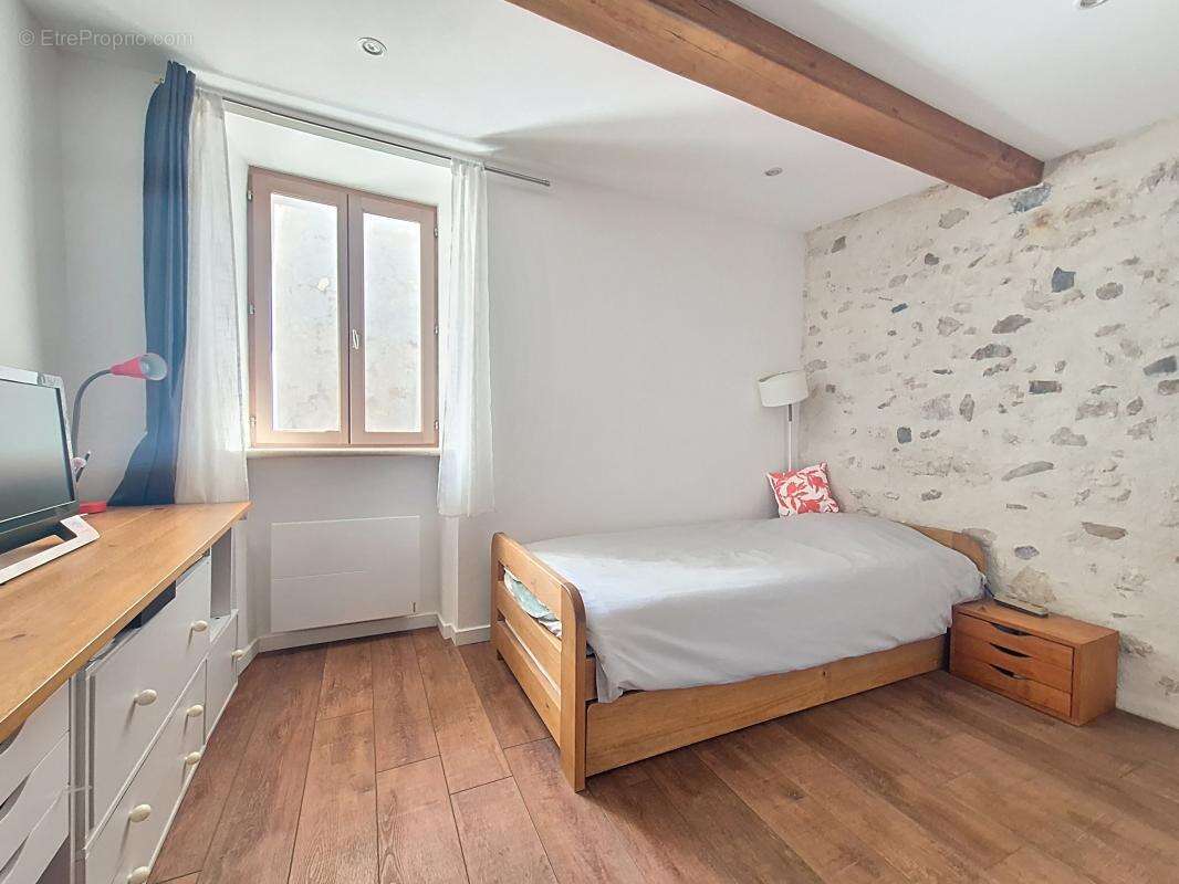 Maison à COURSEGOULES