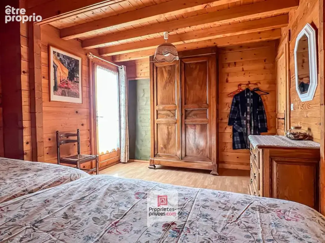 Plateau des Petites Roches (38660) - Chalet en madriers 4 chambres+ studio + carport + jardin - photo 13