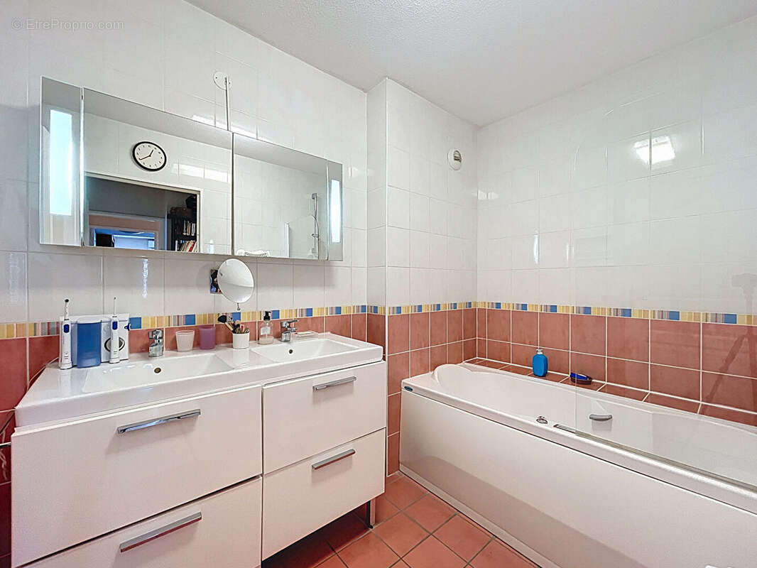 Appartement à BOURGOIN-JALLIEU