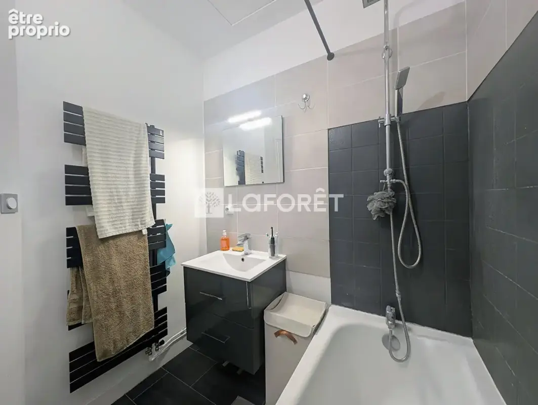 Maison de ville Oissel une chambre 61 m2 - photo 10