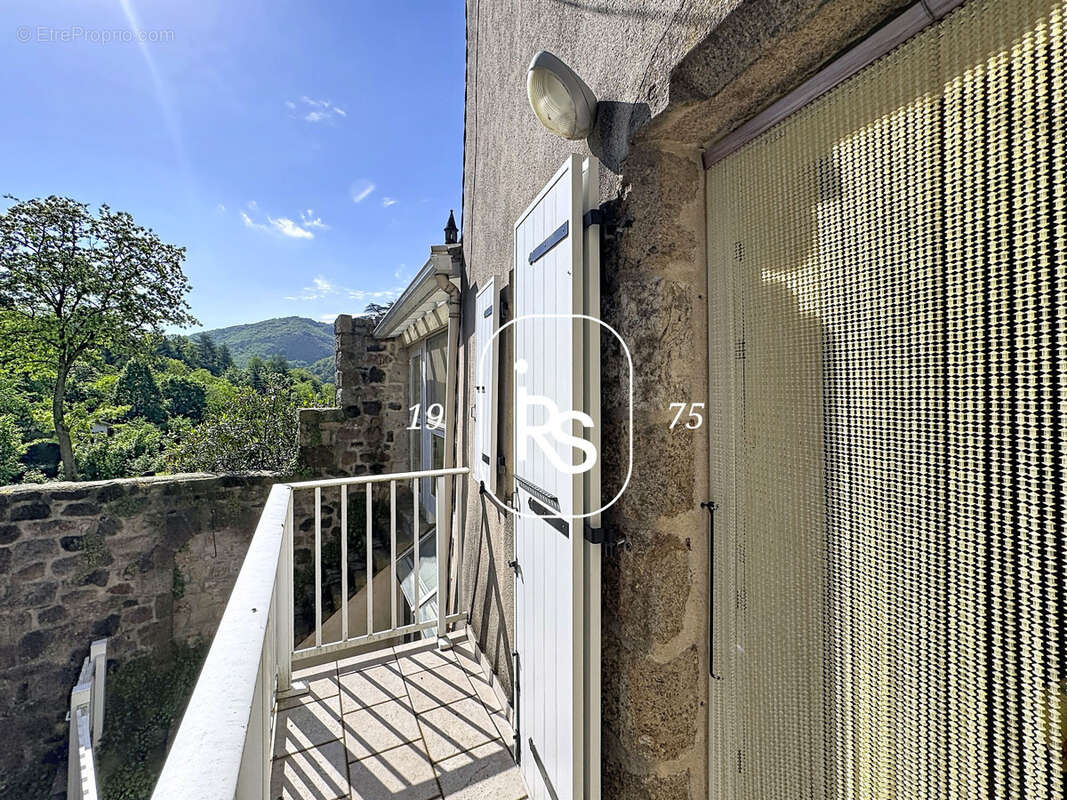 Maison à THUEYTS