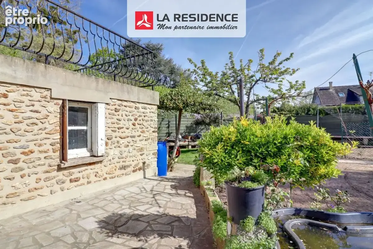 Maison 170 m² à Montfort-L'amaury  - photo 2