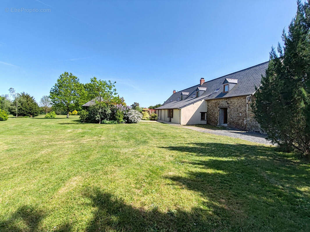Maison à MARTIGNE-FERCHAUD