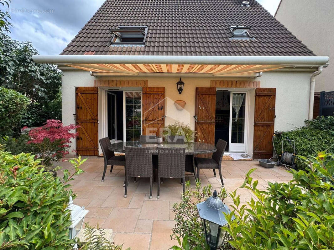 Maison à PONTAULT-COMBAULT