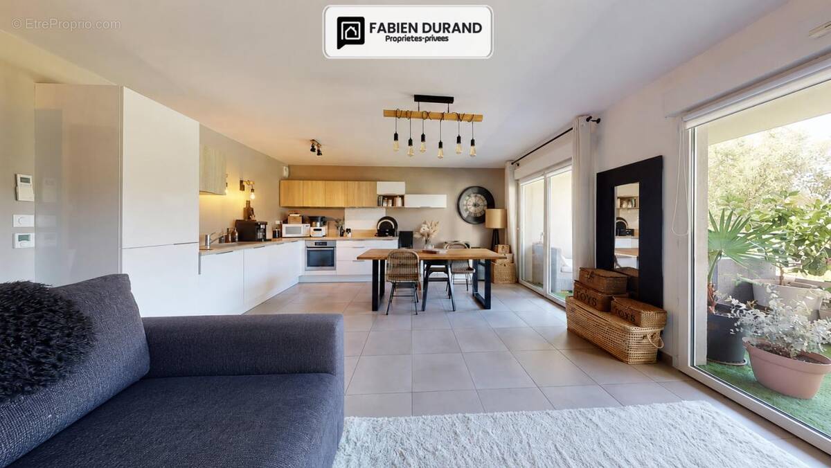 Appartement à FREJUS
