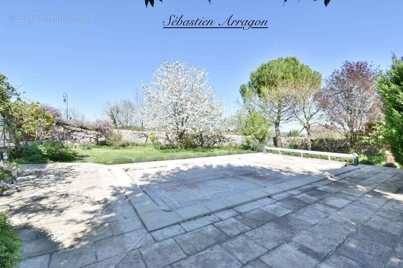 Maison à FONTANES-DU-CAUSSE