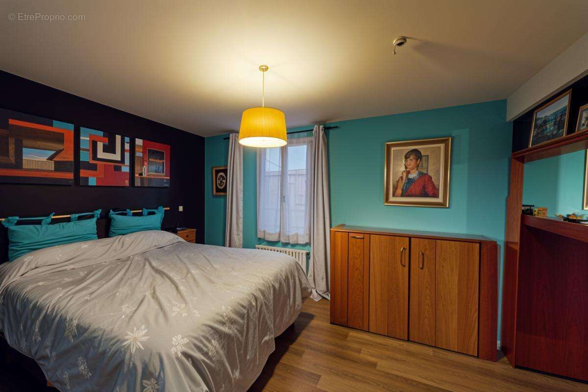 Maison atypique 4 chambres  290 000 - photo 8
