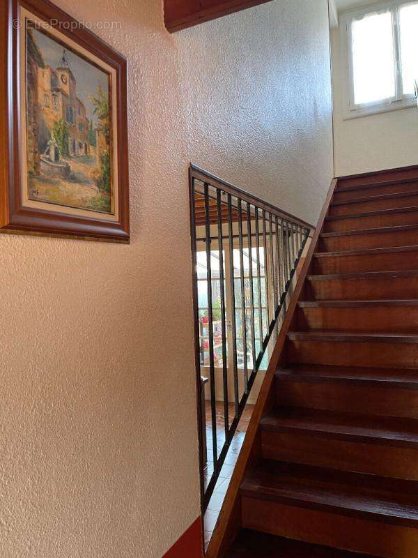 Maison à SAINT-CHRISTOL-LES-ALES