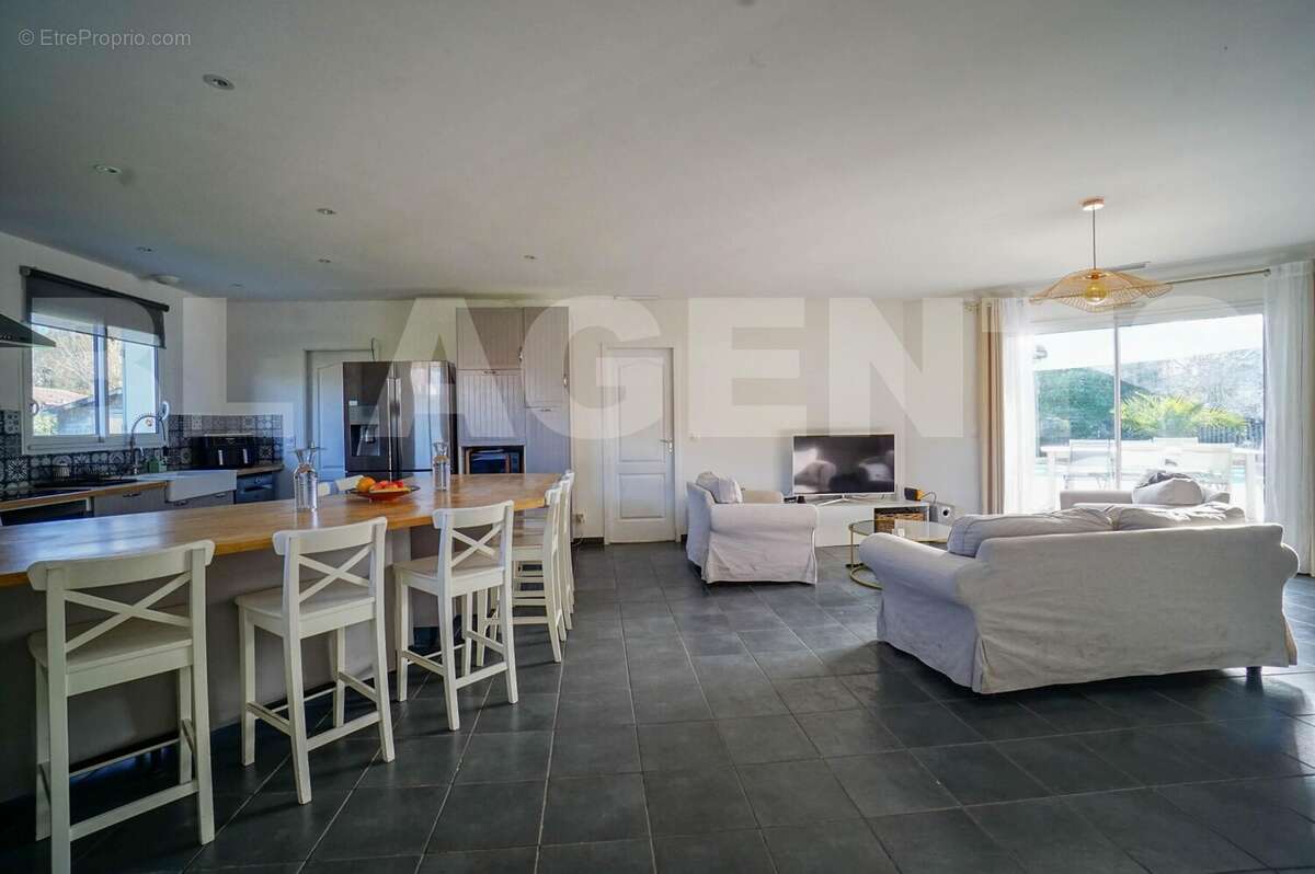 4 - Maison à LE TEICH