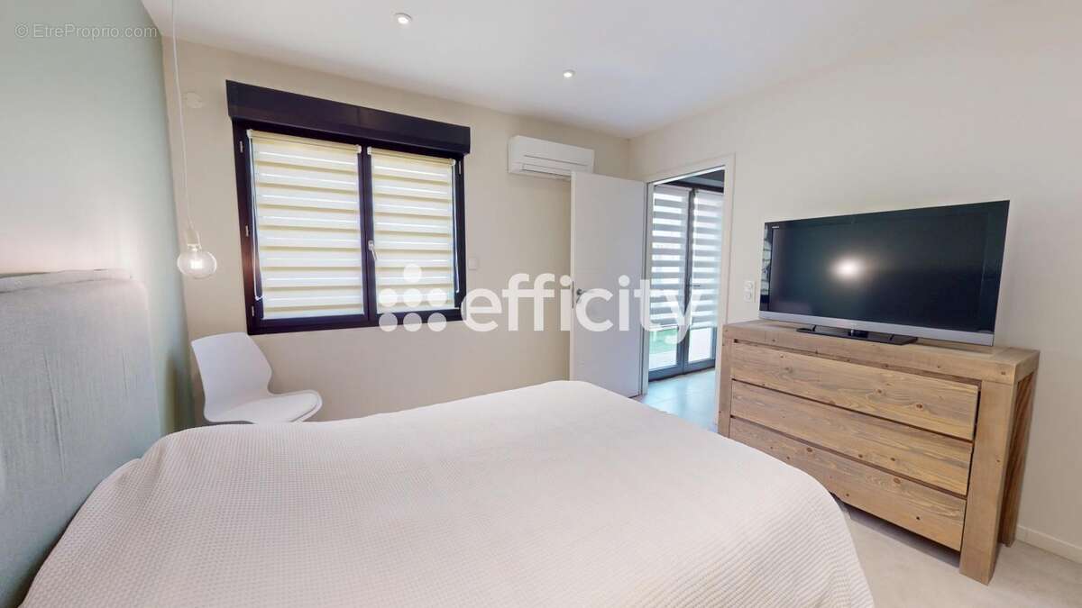 Maison à VALRAS-PLAGE