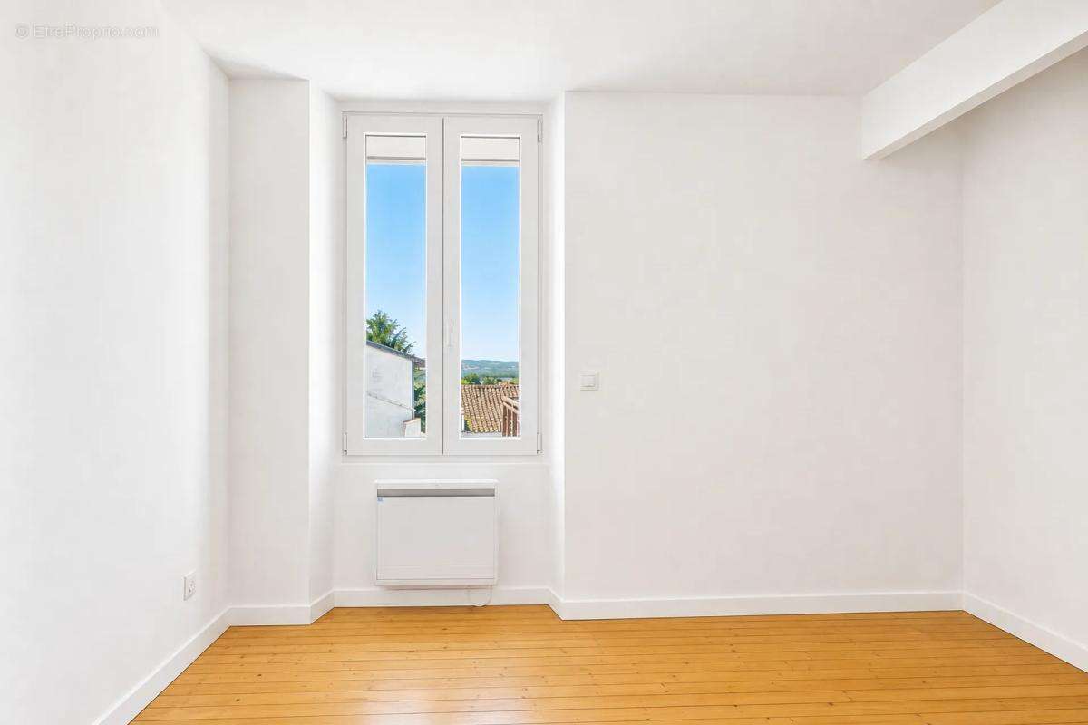 Appartement à MOIDIEU-DETOURBE