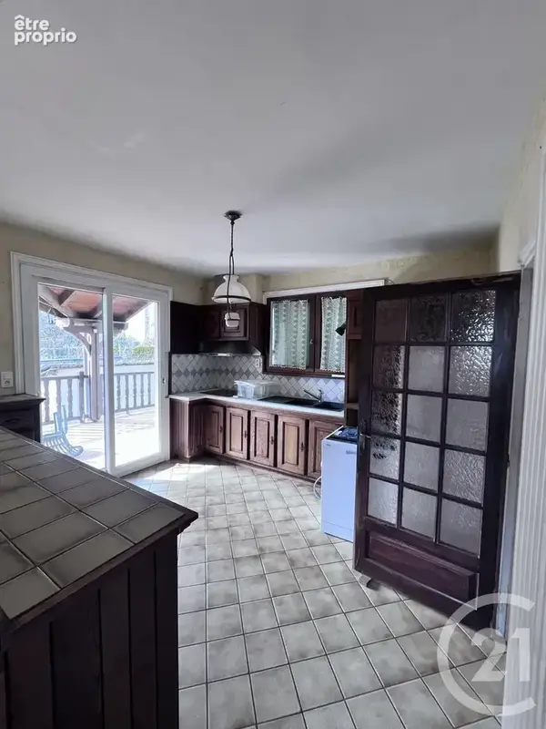 Maison 6 pièces 95 m² à vendre à Mur-De-Barrez (12600) - photo 3