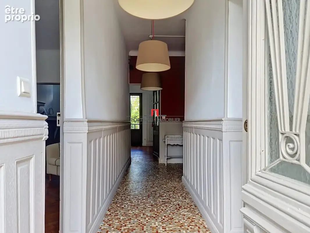 Maison 6 pièces 171 m² à vendre à Saint-Andre-De-Cubzac (33240) - photo 4