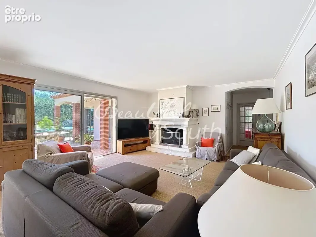 Maison de plain pied à Perpignan avec piscine et confort moderne - photo 6