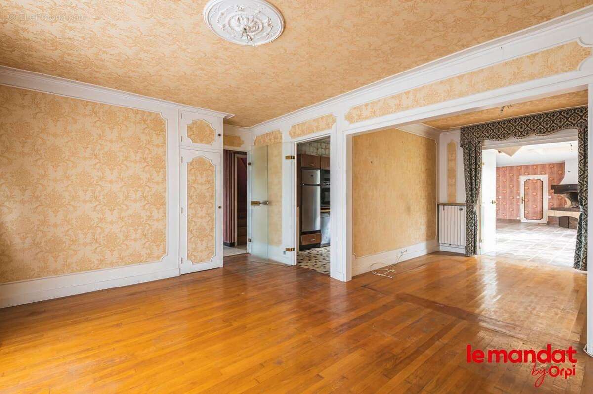 Maison à LA FRANCHEVILLE