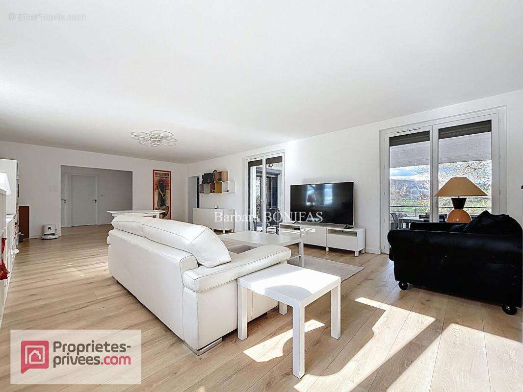 Maison à SAINT-SULPICE