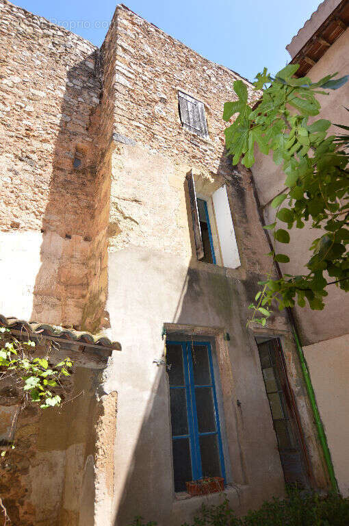 Maison à POMEROLS