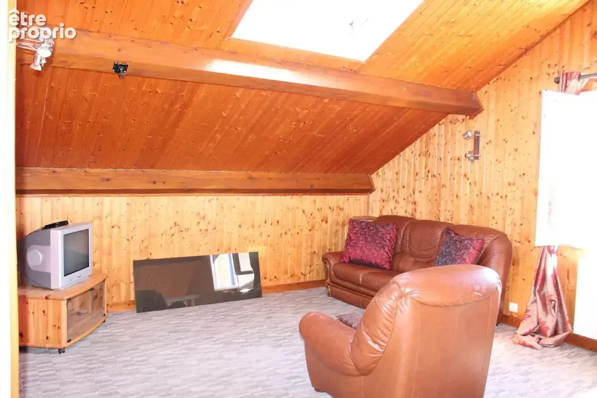 Exclusivité Naussac face au Lac Maison  5 pièce(s) 168 m2 avec une vue panoramique - photo 11