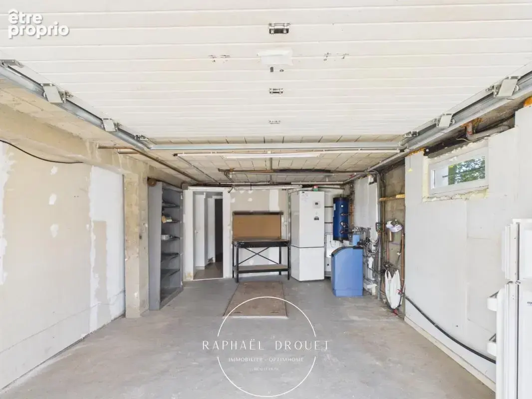 Jardin (38200) - Propriété familiale (196 m2) avec jardin, garage, atelier, et potentiel de valorisation foncière à 5 min de Vie - photo 21
