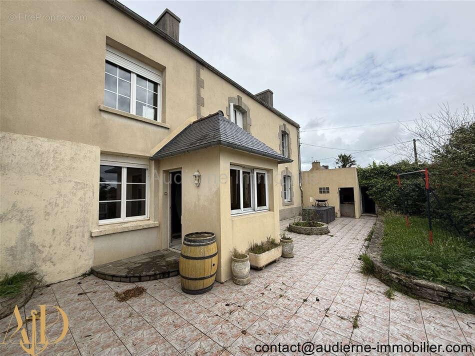 Maison à BEUZEC-CAP-SIZUN