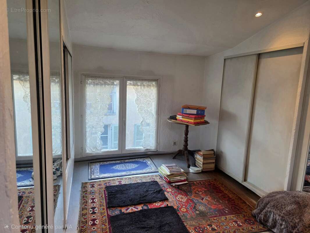 Maison à MONTAUROUX