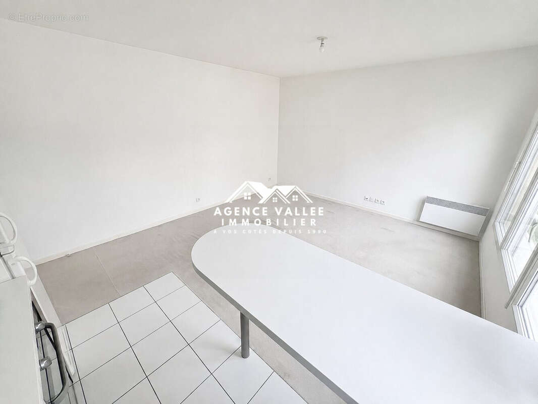 Appartement à CORBEIL-ESSONNES