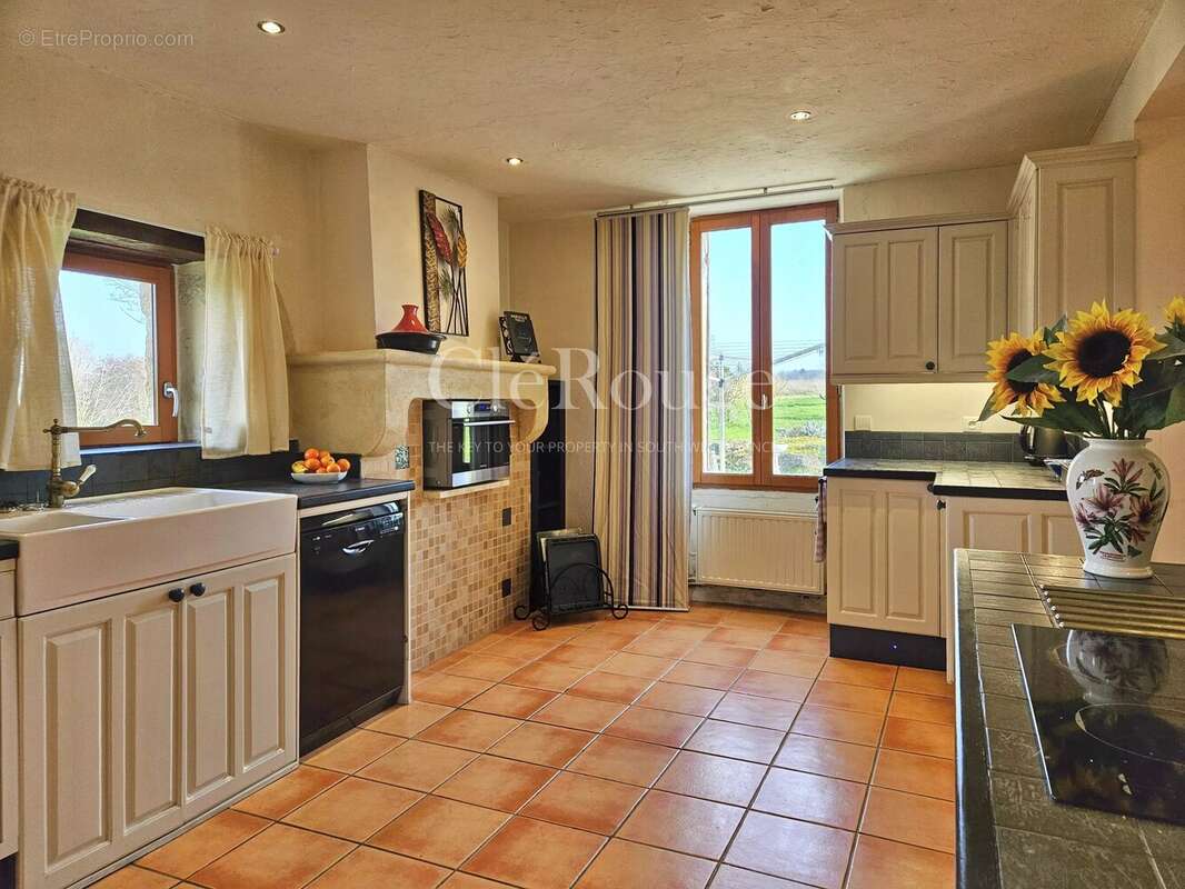 Maison à SAUVETERRE-DE-GUYENNE