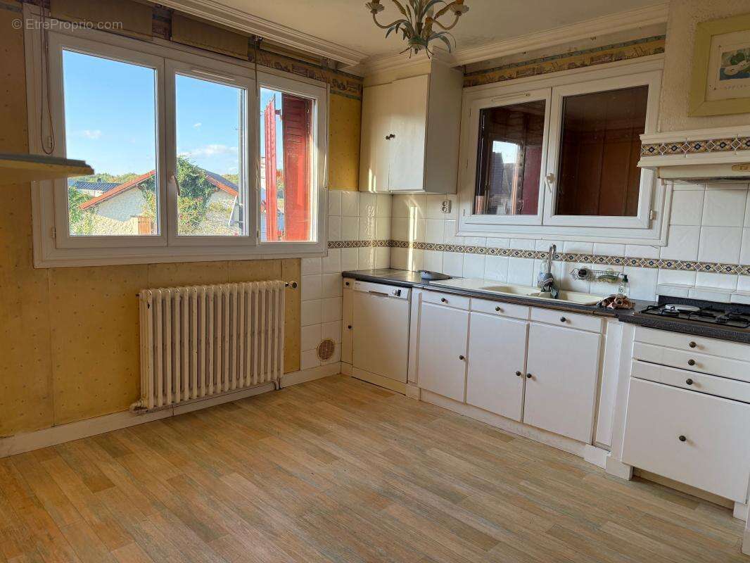 Maison à GRANDFRESNOY
