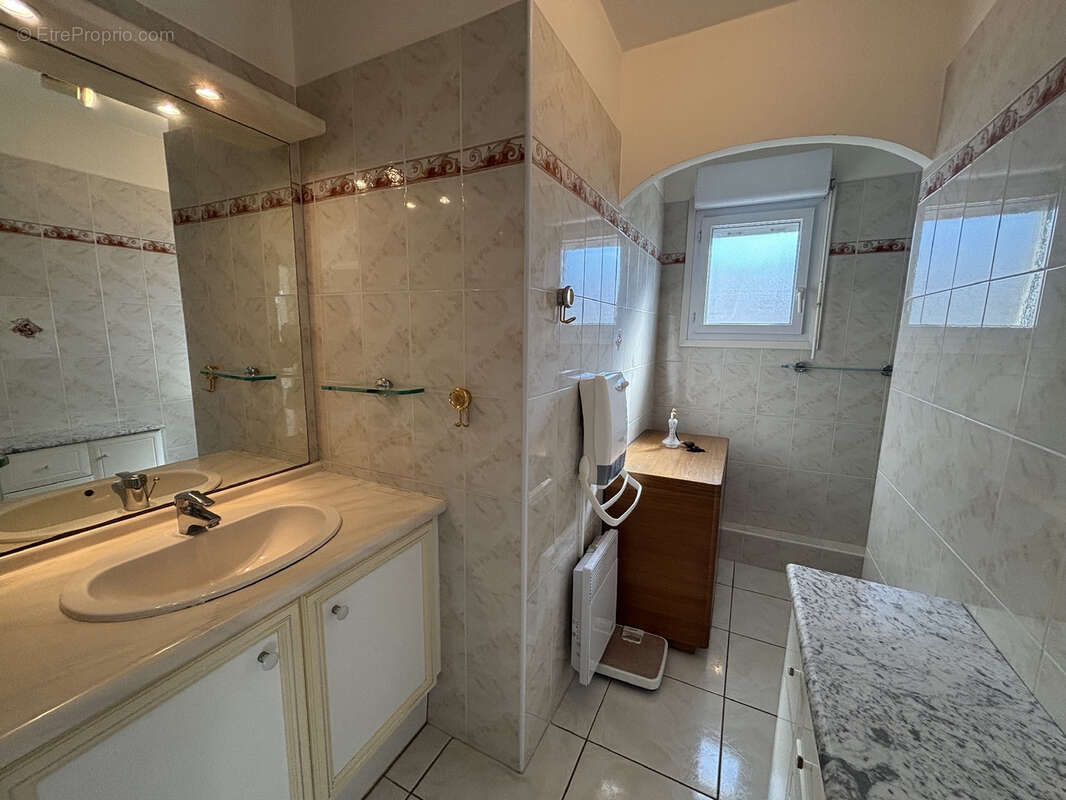 Appartement à SAINT-RAPHAEL