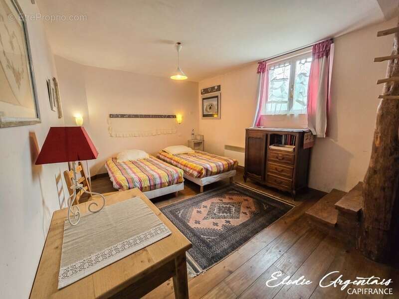 Maison à SAINT-PIERRE-DELS-FORCATS