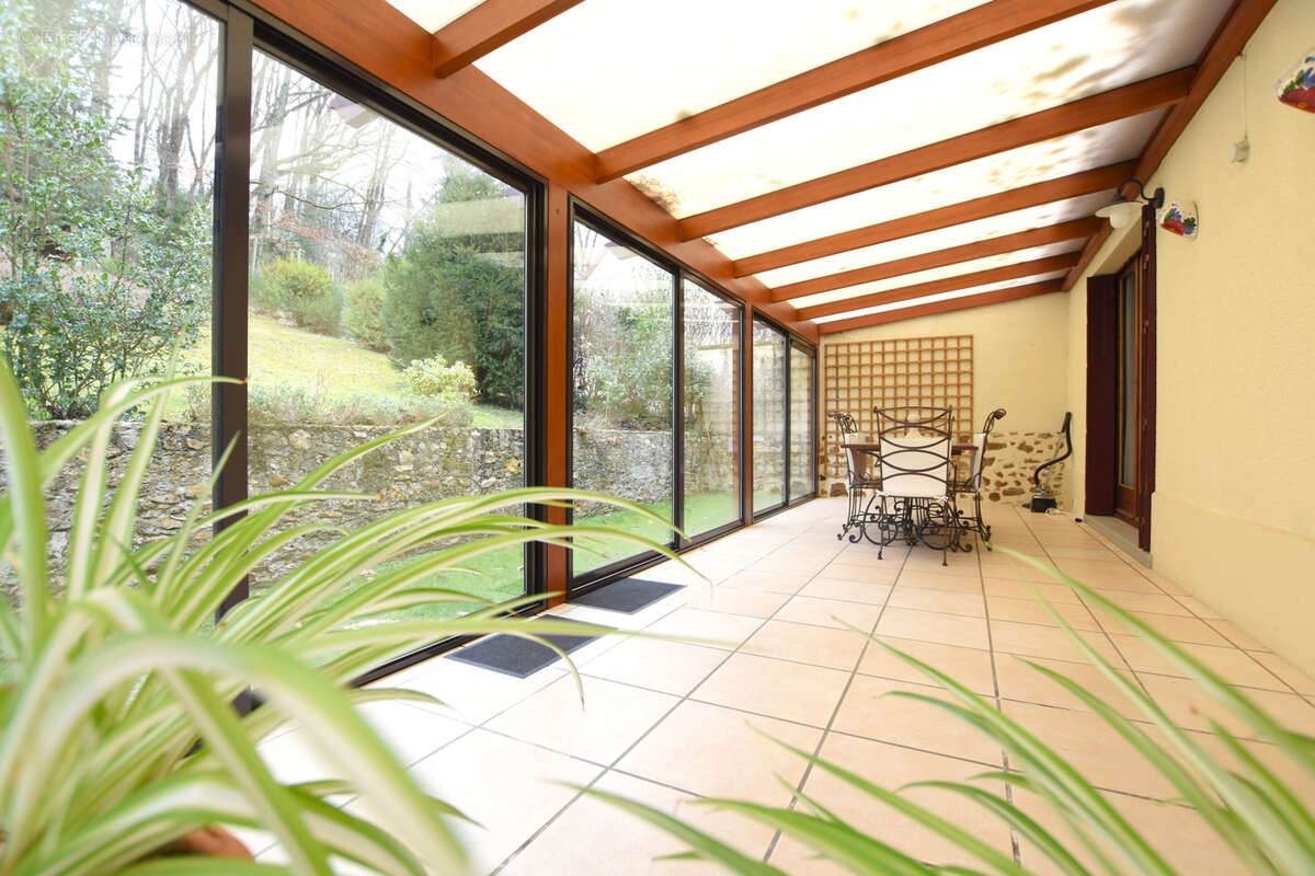 Maison à LES ESSARTS-LE-ROI