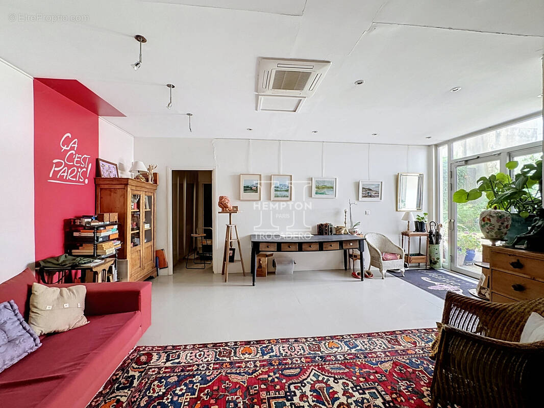 Appartement à PARIS-18E