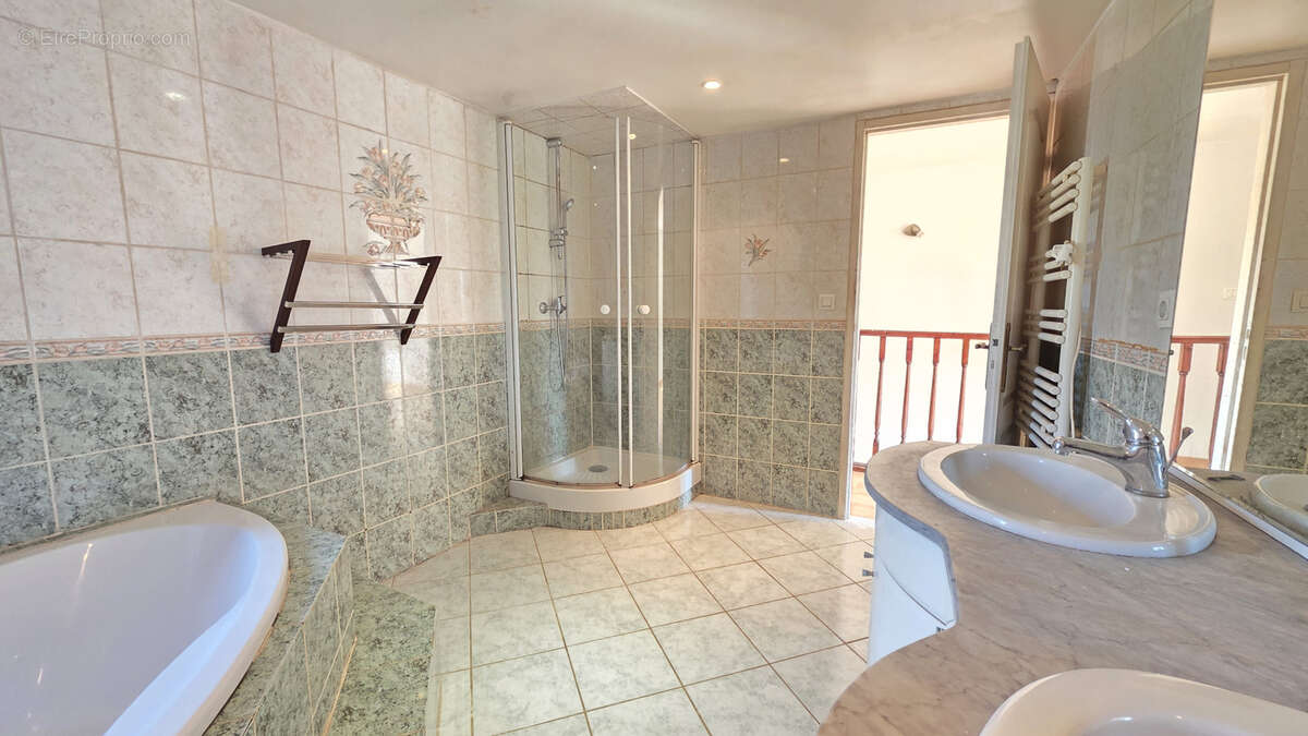 Maison de ville à CHÂTONNAY - photo 11