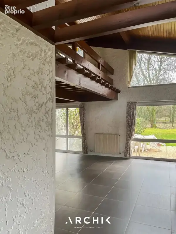 Maison 7 pièces 300 m² à vendre à Saint-Sulpice-Et-Cameyrac (33450) - photo 7