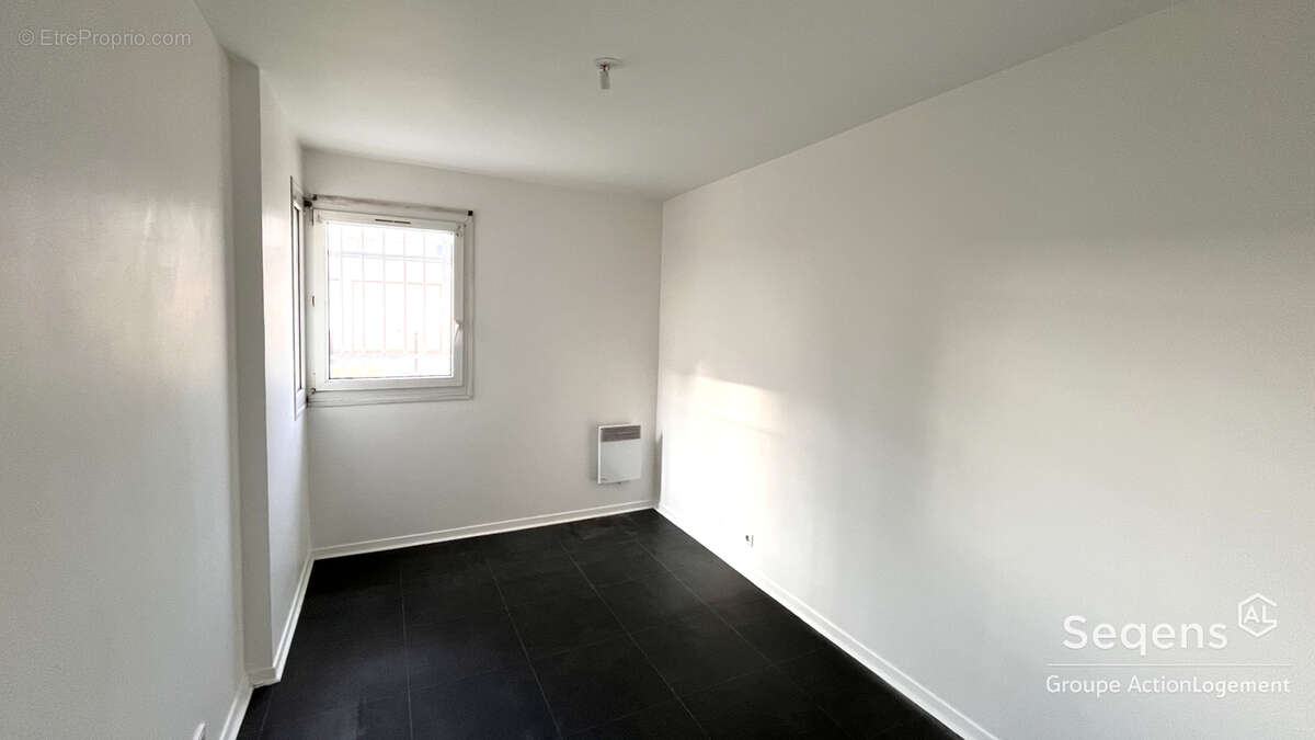Appartement Dugny 3 pièce(s) 68 m2 - photo 10