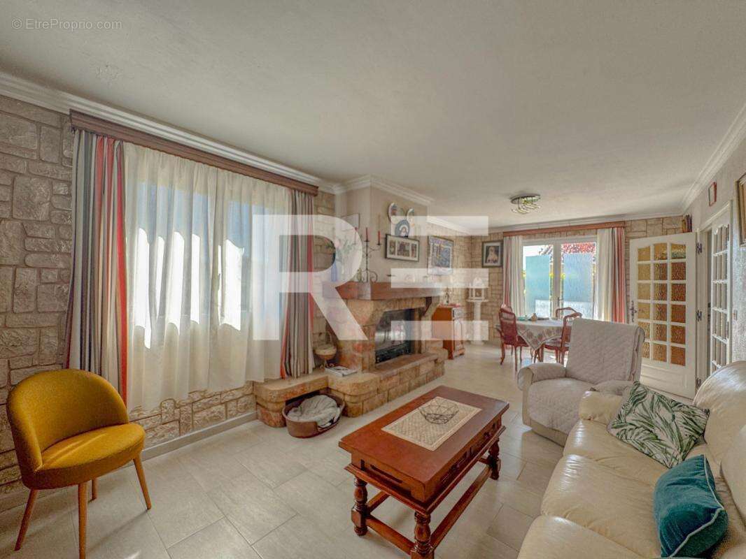 Maison à CAISSARGUES