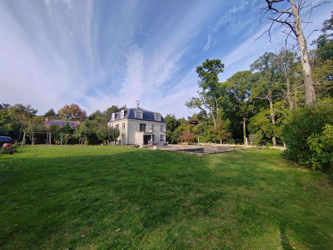 Maison à TRIEL-SUR-SEINE