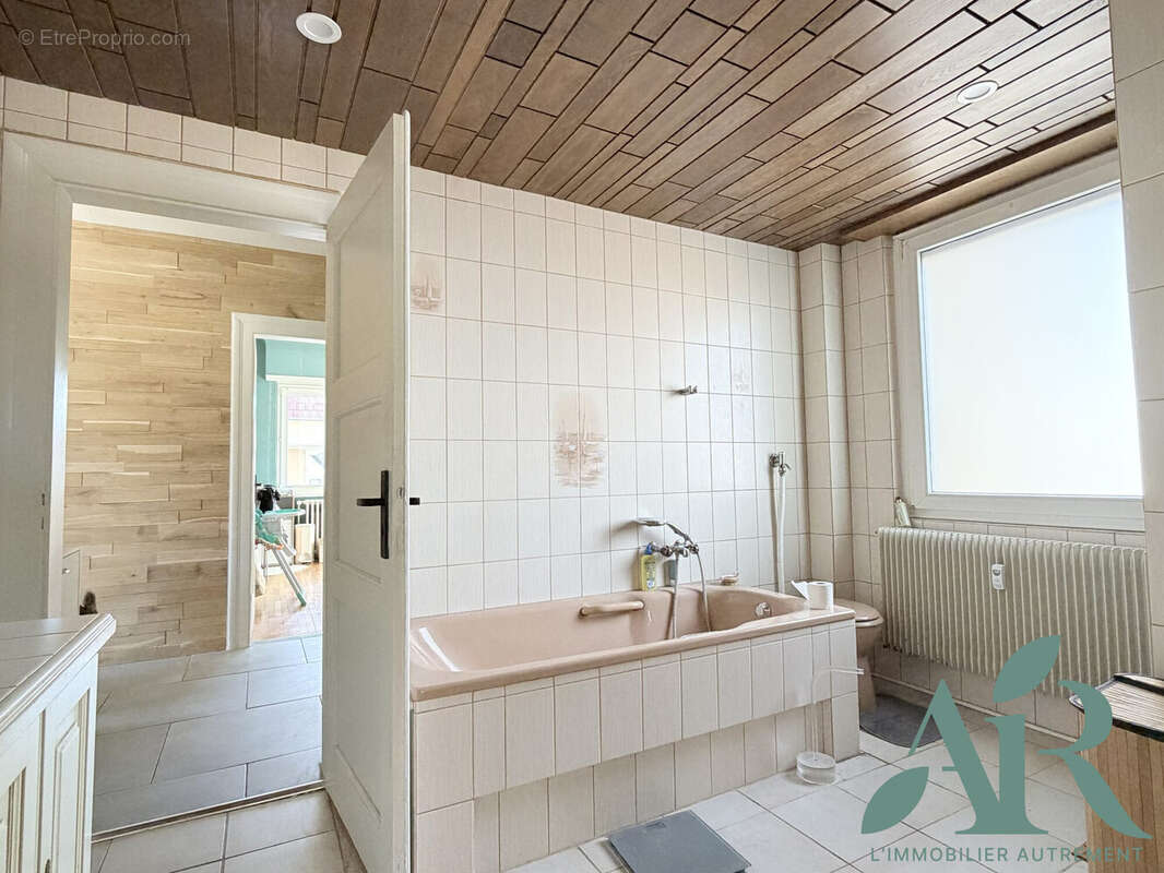 Appartement à CHATENOIS