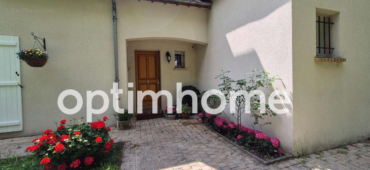 Proche Fontainebleau et Barbizon - Maison contemporaine 223m2 - photo 3