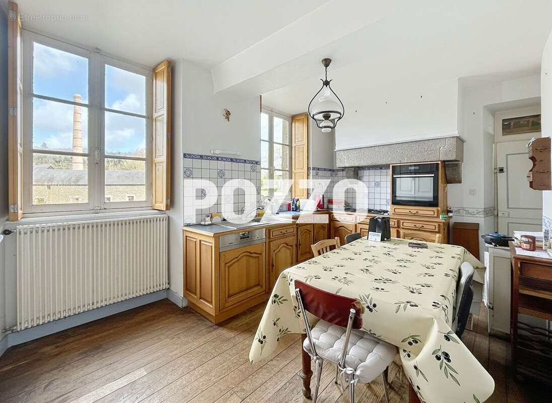 A vendre maison bourgeoise dans la vallee de brouains (50150) - photo 3