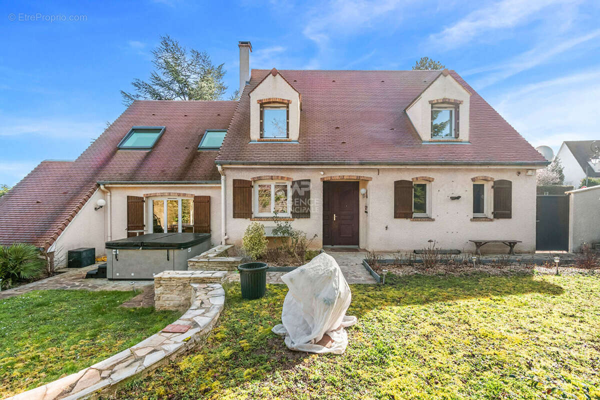 Maison à CHAMBOURCY